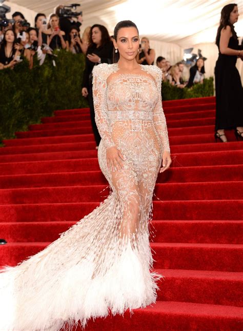 Kim Kardashian dresses met gala